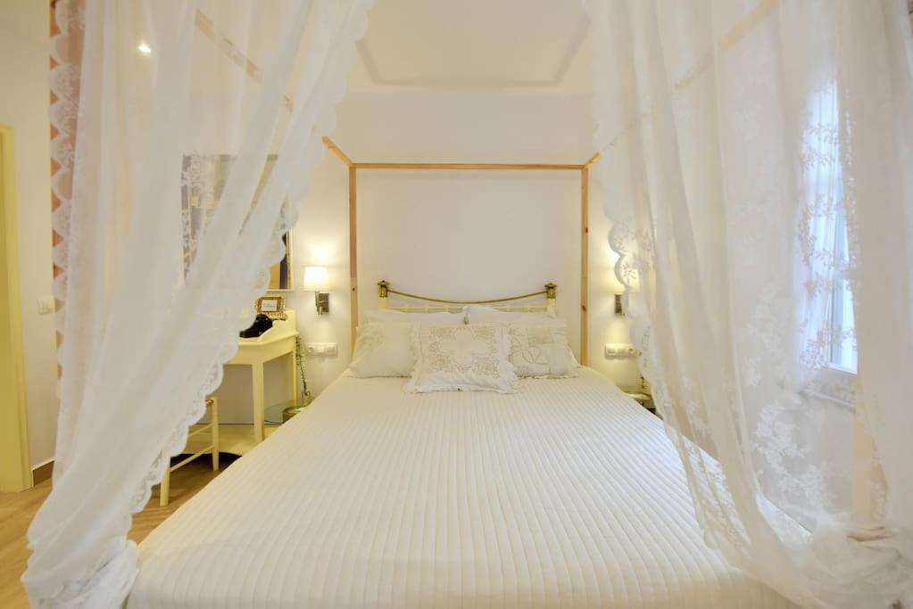 Sterna Apartment Гідра Екстер'єр фото